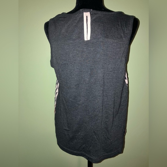 Anthropologie NEW TINY brand sequin tank top shirt tee t-shirt sz M NWT $98 tag - Picture 4 of 4